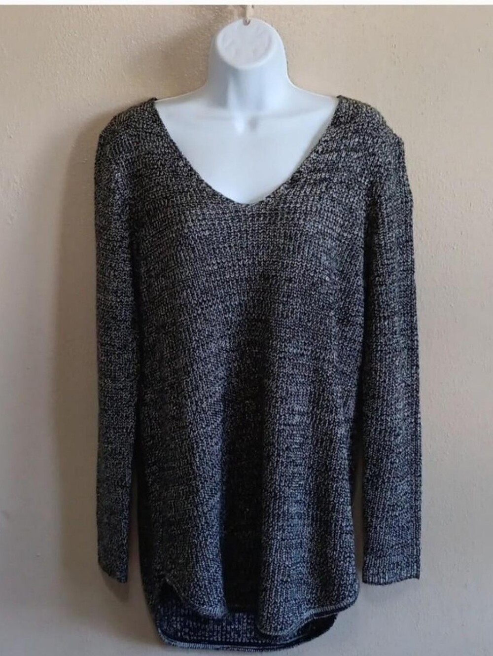 Long Slouchy Knit V-Neck Sweater, Black & White, Faded Glory Medium, Fall